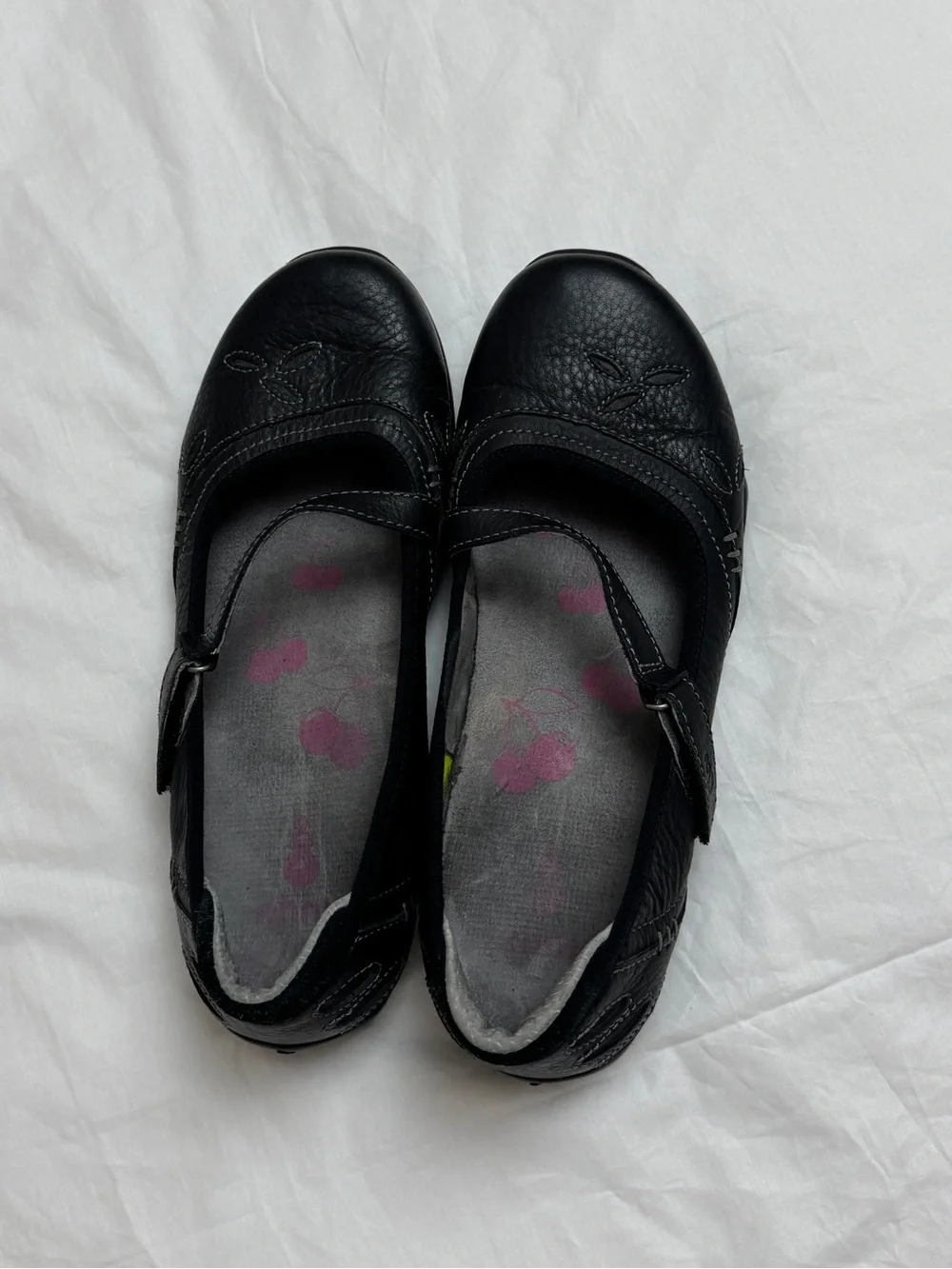 Whimsical Ahnu Black Leather Mary Jane Ballet Flats Size 8 Y2K